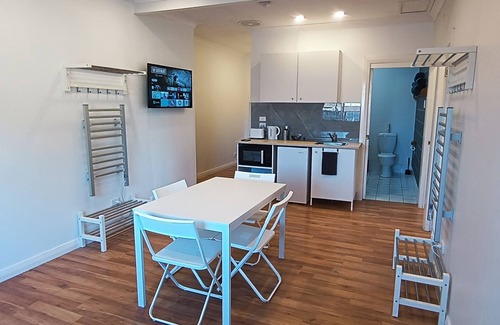 Berridale House | The Berri Bubble Lodge