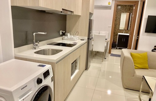 South Pattaya Apartment | The Best Appartment Beach Spring 2 BDR -2 Showers