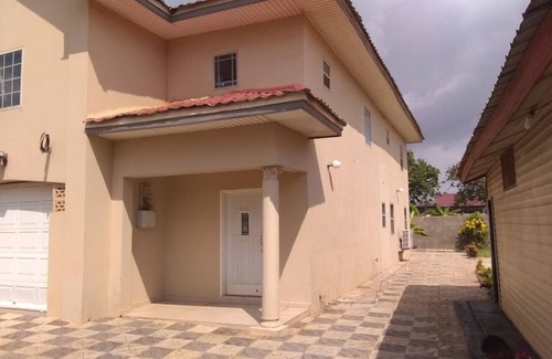 Adenta House | The Best of Adenta, Close to Aburi Gardens - Unit 1
