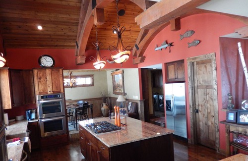 Lake Shore House | The BEST Summer Vacation is at the Loose Moose Lodge!