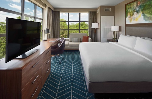 Boerne Hotel | The Bevy Hotel Boerne, a DoubleTree by Hilton