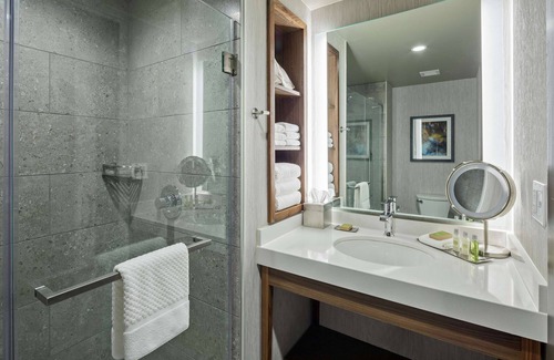 Boerne Hotel | The Bevy Hotel Boerne, a DoubleTree by Hilton