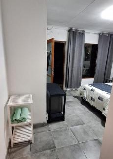 Greater Johannesburg Metropolitan Area Hotel | The Big 5 - Leopard