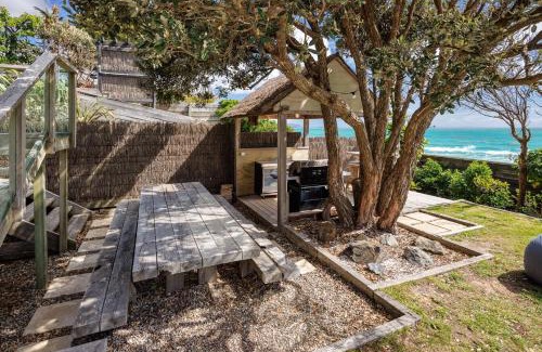 Raumati South House | The Big Bach