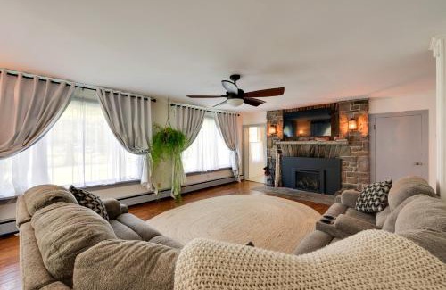 Hillsgrove House | The Big House at Elk Creek Escape with Game Room