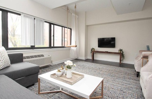 Society Hill Apartment | The Bike Lane - Society Hill, Center City