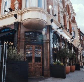 Kilburn Hotel | The Black Lion Pub & Boutique Guesthouse