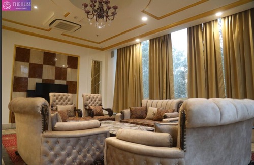 Kashipur Hotel | The Bliss Corbett