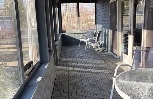 Rye Cottage | The Blue Cottage at Jenness Beach