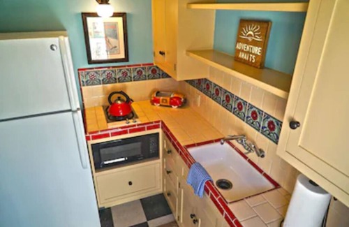 Laguna Beach Cottage | The Blue Cottage-Manzanita Cottages