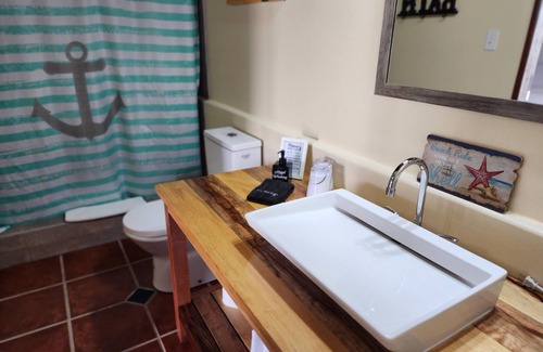 Vista Del Mar Bed & Breakfast | The BNB on Triggerfish Close to the airport