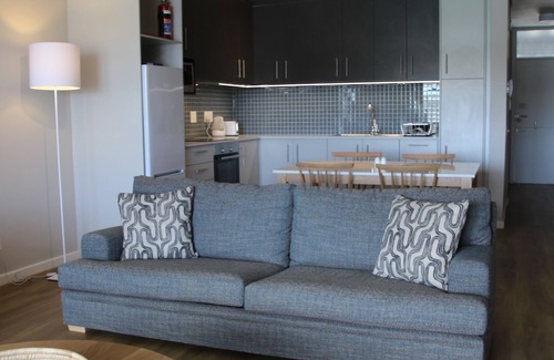 Harbour Island Apartment | The Boardwalk holiday apartment #2 amazing views of the marina from your balcony