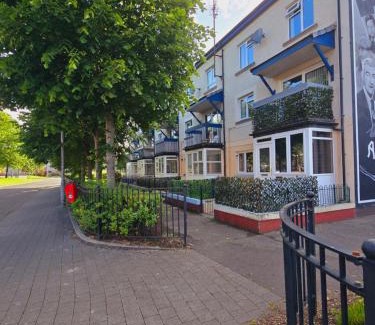 Londonderry Apartment | The Bogside Haven - Heart of Derry