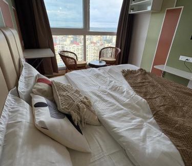 Pashan Apartment | The Bohemian Studio