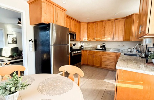 Concord Apartment | The Bonifacio Retreat | Entire One Bedroom Apartment | King Bed