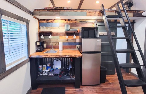 Boons Camp Cabin | The Boons Camp Cabin