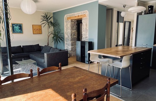 Saint-Claude Apartment | The Boulevard Bellevue balcony