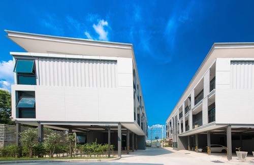 Sala Thammasop Apartment | The Box Residence