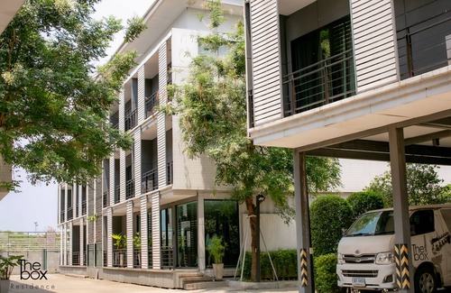 Sala Thammasop Apartment | The Box Residence
