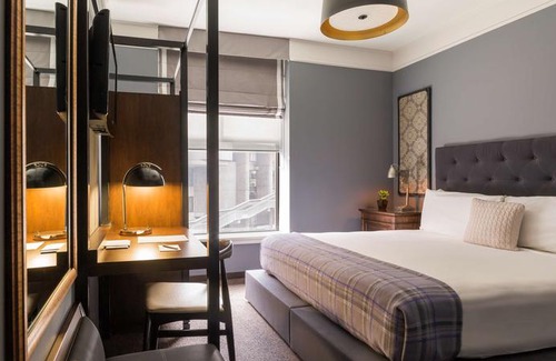 West End Hotel | The Boxer