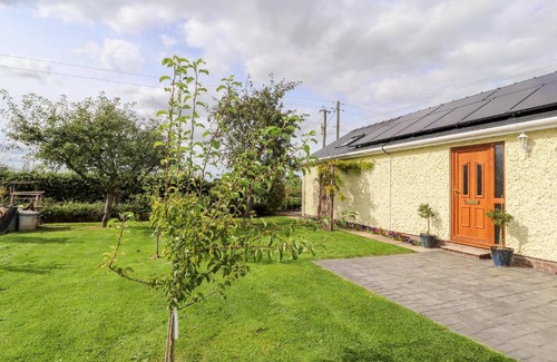 Overton-on-dee House | The Brambles