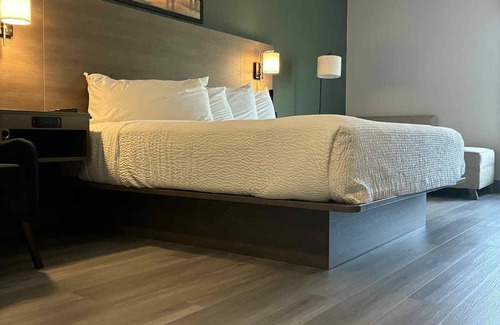 Natchez Hotel | The Bridges Hotel