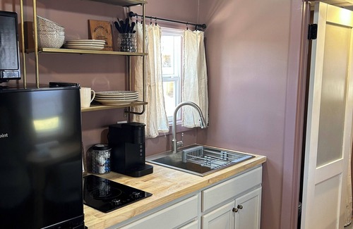 Marshall House | The Buffalo River Starry Night Tiny House Retreat with Hot Tub