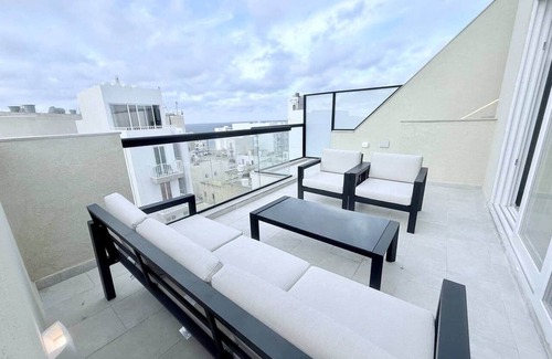 Bugibba Apartment | The Bugibba Central Penthouse!