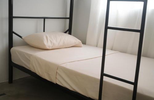 El Tunco Hostel | The Bungalow El Tunco