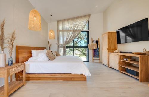 Playa Flamingo Apartment | The Bungalows #2 - Boutique Hotel in Flamingo Beach - Top Level Studio