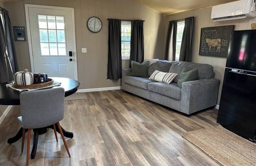 Apple Grove House | The Bunkhouse