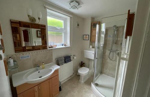 Longfield House | The Bunting