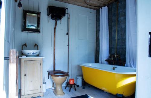 Rock Other | The cabin at Abberley Glamping