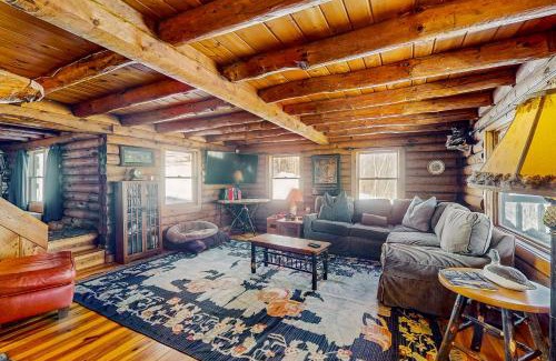 Bethel House | The Cabin at Fort Defiance