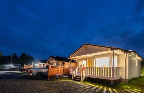 Alert Bay Cabin | The Cabins at Alert Bay