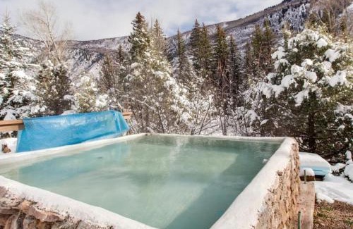 Carbondale House | The Cabins at Filoha Meadows