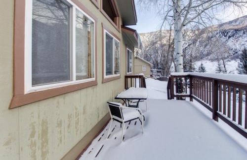 Carbondale House | The Cabins at Filoha Meadows