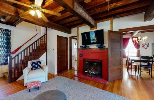 Ocean Park House | The Captain's Ship