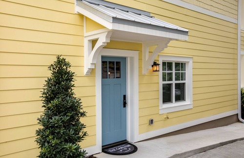 Mount Dora Cottage | The Carlton* 3 min walk to Downtown Mt. Dora!