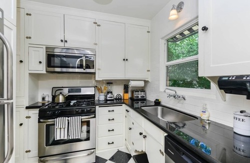 Park West House | "The Carriage House" Upper Unit