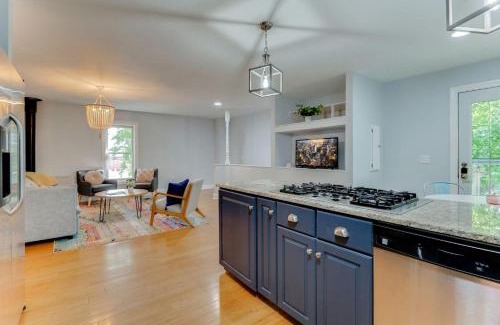 Excelsior House | The Carriage House