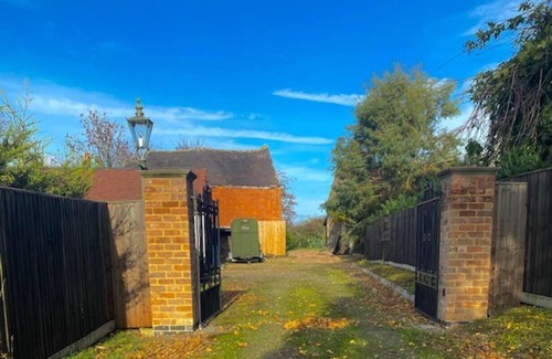 Staverton Cottage | The Cart House - Staverton Cheltenham