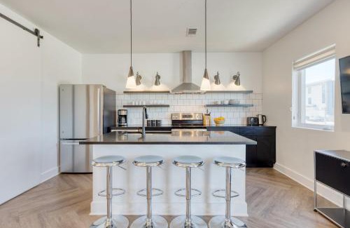 Historic Edgefield Apartment | The Carter by AvantStay Spacious Stay Near Downtown