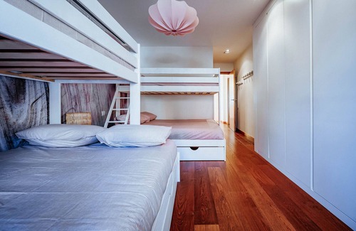 Vigo Ski Chalet | The Castro House - Vigo