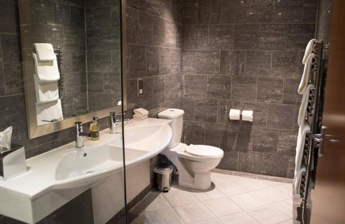 Pentrefelin Hotel | The Cawdor