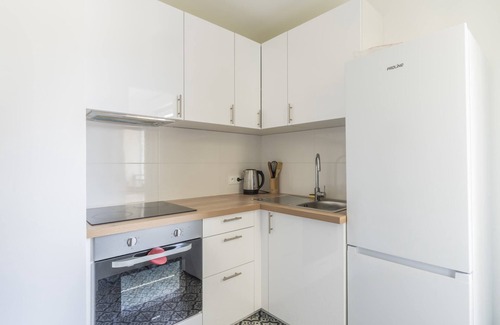 Saint-Louis Condo | The Celestial - In Versailles