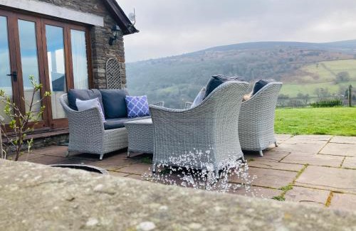 The Vale of Grwyney Bed & Breakfast | The Celyn