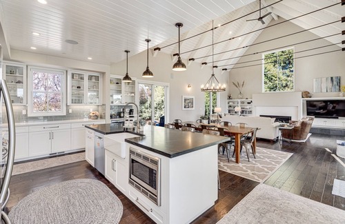 El Verano Other | The Central Modern Farmhouse Sonoma Pool/Hot Tub + Bocce + Sport Court