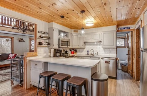 Montgomery Center Ski Chalet | The Chalet Getaway