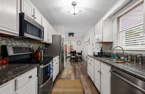 Green Valley House | The Charming Retreat at At Cascade on the creek